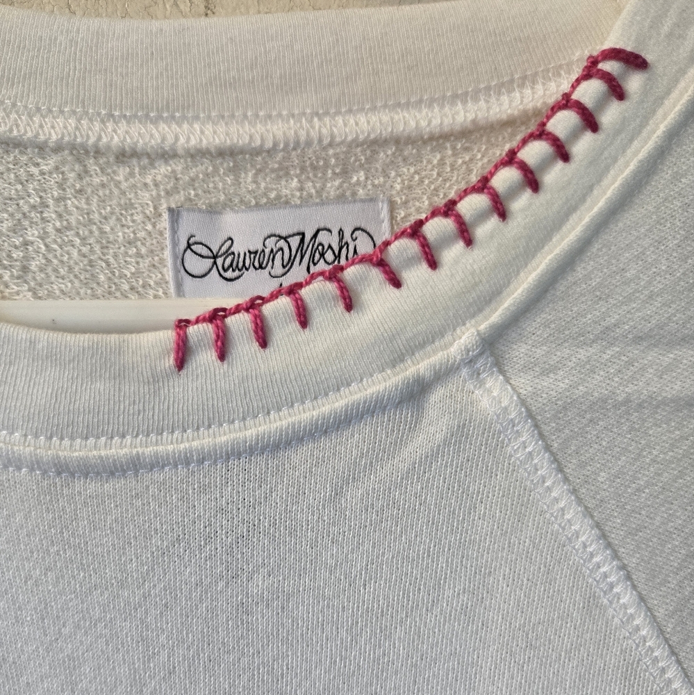 Lauren Moshi Embroidered Lip Anela sweatshirt - Picture 9 of 14
